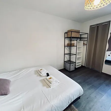 Maison De Charme 8 Chambres, 8 Salle De Bain Reims